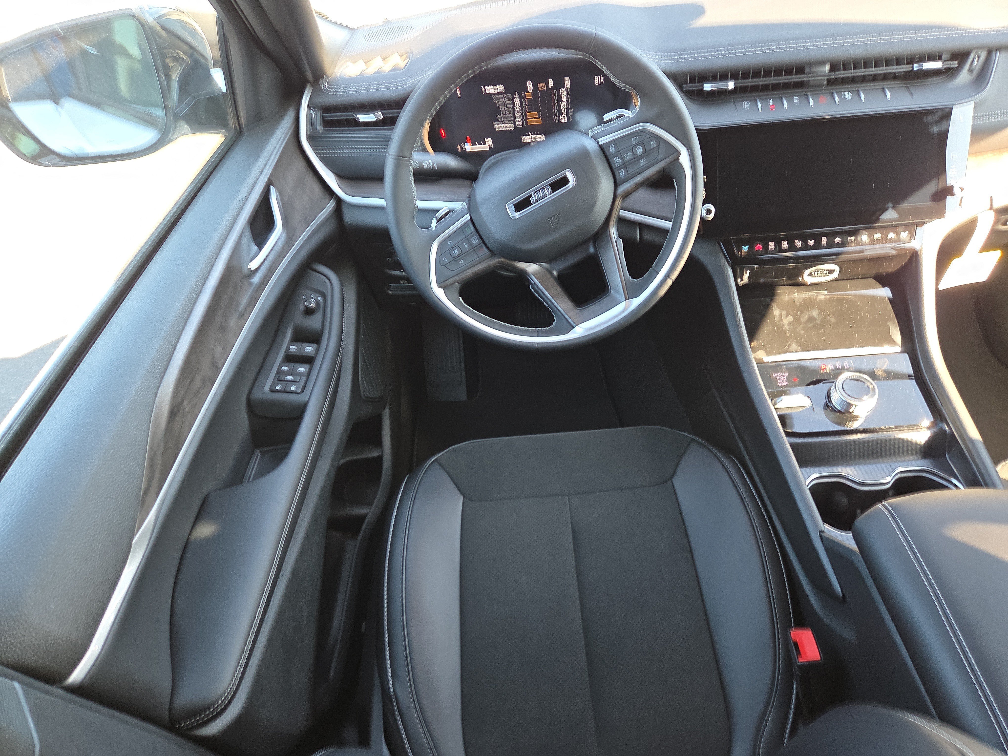 New 2027 Jeep Grand Cherokee 4WD image 8