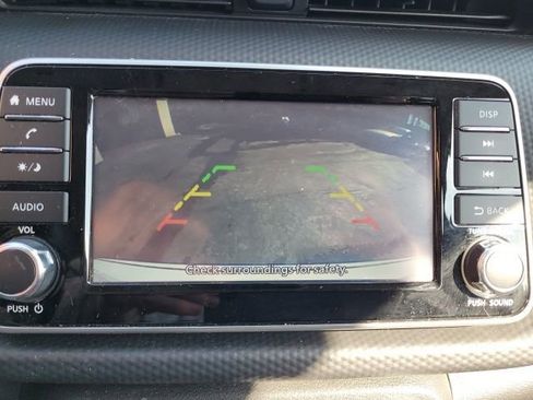 Used 2022 Nissan Kicks S image 22