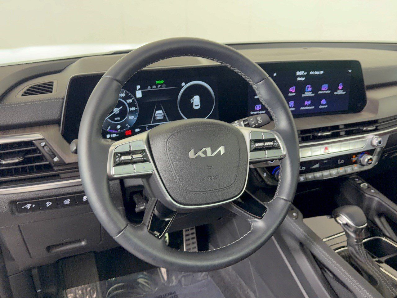 Used 2024 Kia Telluride SX Prestige AWD/4WD image 10
