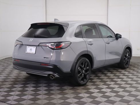 Used 2023 Honda HR-V Sport image 5