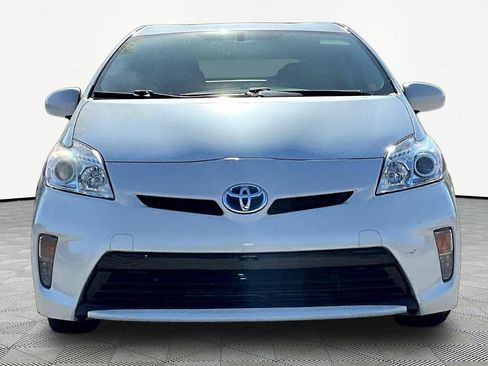 Used 2014 Toyota Prius Four image 2