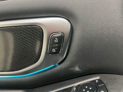 Used 2025 Ford Expedition Max Platinum w/ Stealth Performance Package image 24