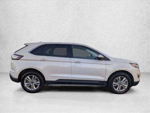 Used 2017 Ford Edge SEL w/ Equipment Group 201A image 4