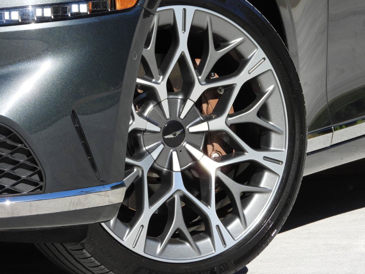 Used 2023 Genesis G90 3.5T AWD/4WD image 6