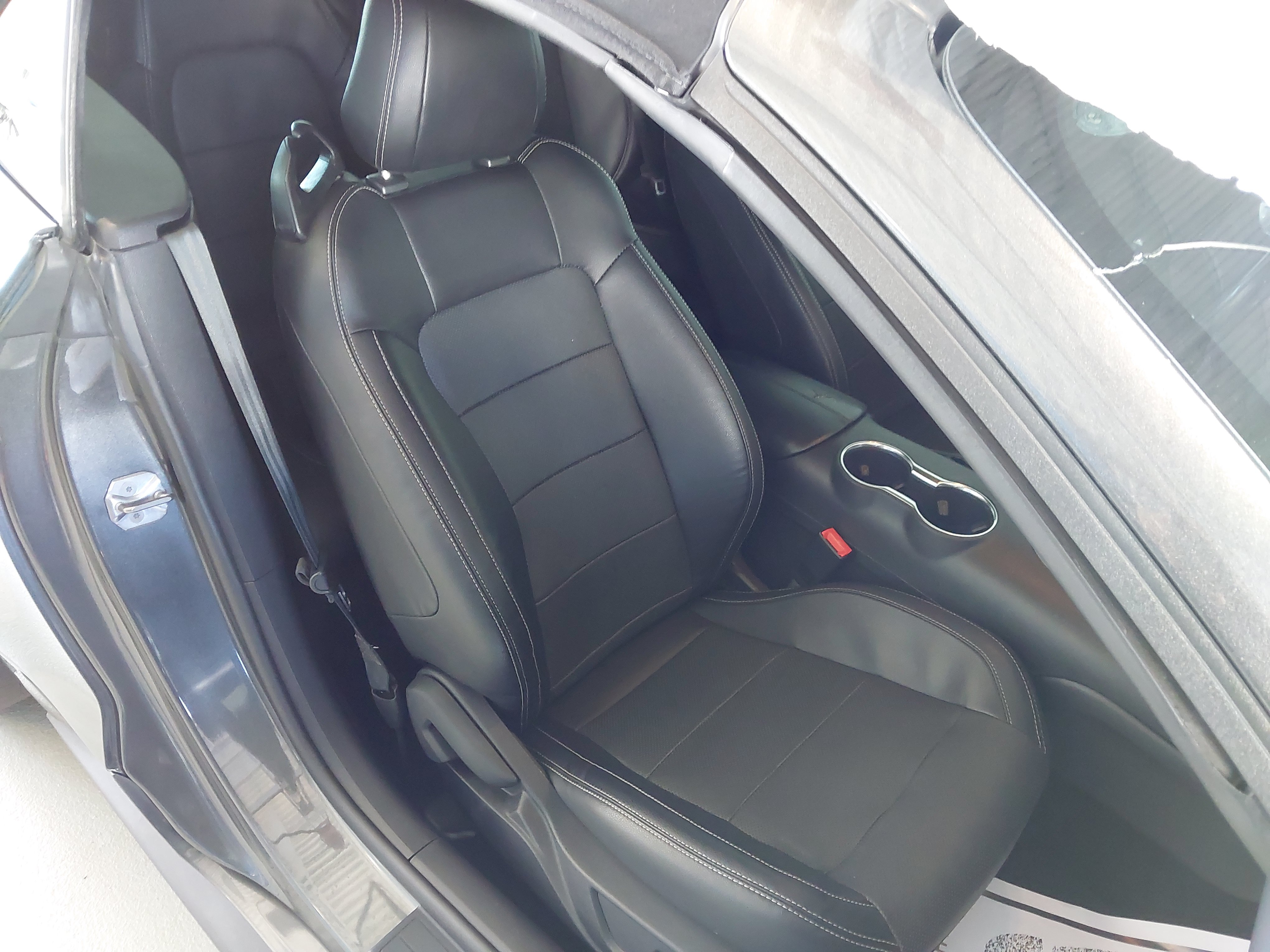 Used 2019 Ford Mustang Premium w/ Black Accent Package RWD image 28