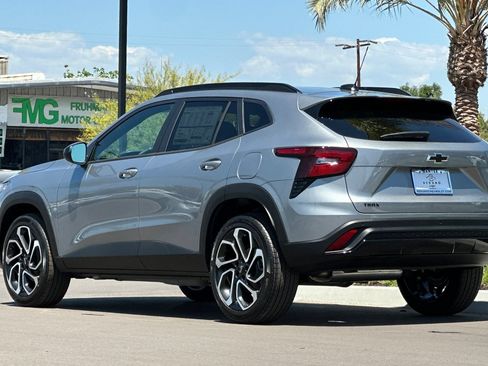 New 2026 Chevrolet Trax RS w/ Driver Confidence Package FWD image 6