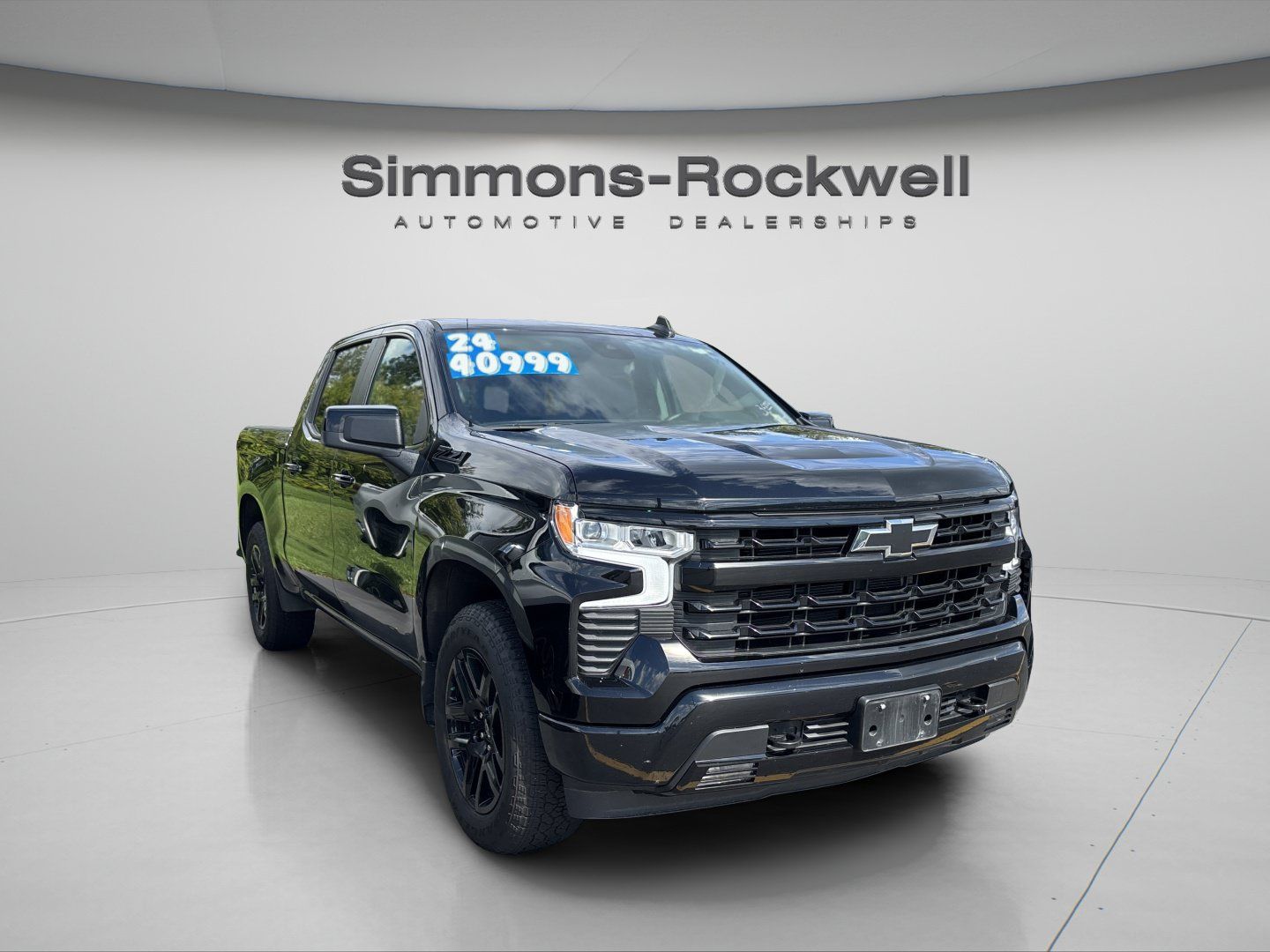 Used 2024 Chevrolet Silverado 1500 RST w/ Convenience Package II AWD/4WD image 6