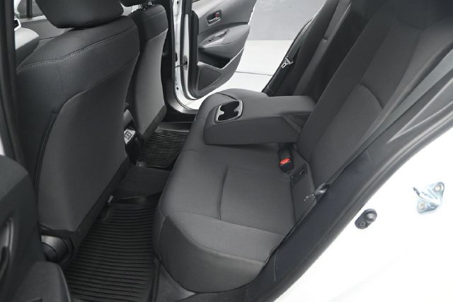 Used 2025 Toyota Corolla LE FWD image 10