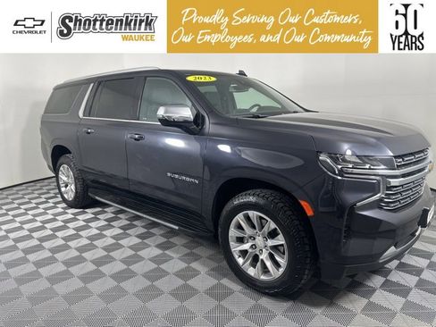 Used 2023 Chevrolet Suburban Premier image 1