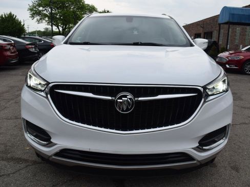 Used 2020 Buick Enclave Essence w/ Trailering Package, 5000 lbs. FWD image 3