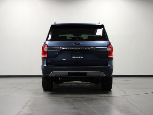 Used 2020 Ford Expedition XLT w/ Equipment Group 202A image 5
