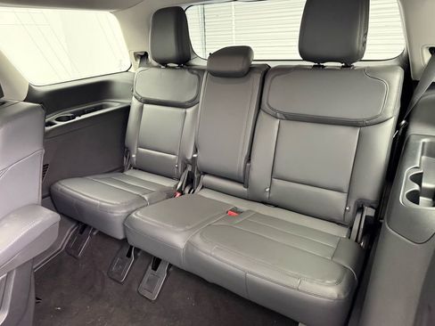 New 2026 Ford Expedition Active image 43