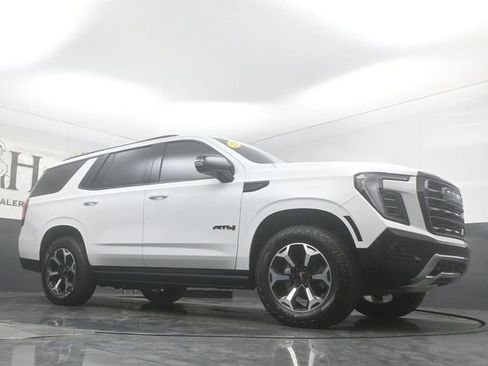 Used 2026 GMC Yukon AT4 w/ AT4 Premium Plus Package AWD/4WD image 2