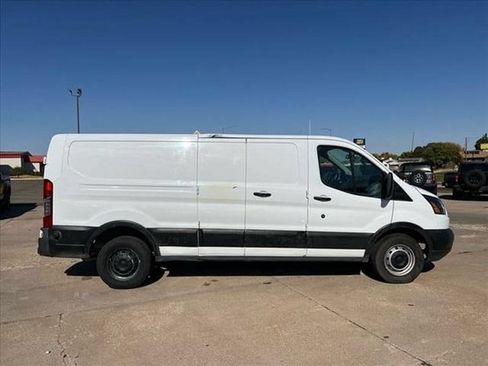 Used 2017 Ford Transit 250 148 Low Roof RWD image 4