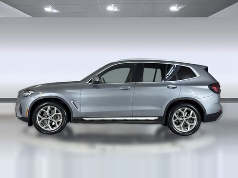 Used 2024 BMW X3 sDrive30i w/ Convenience Package RWD image 2