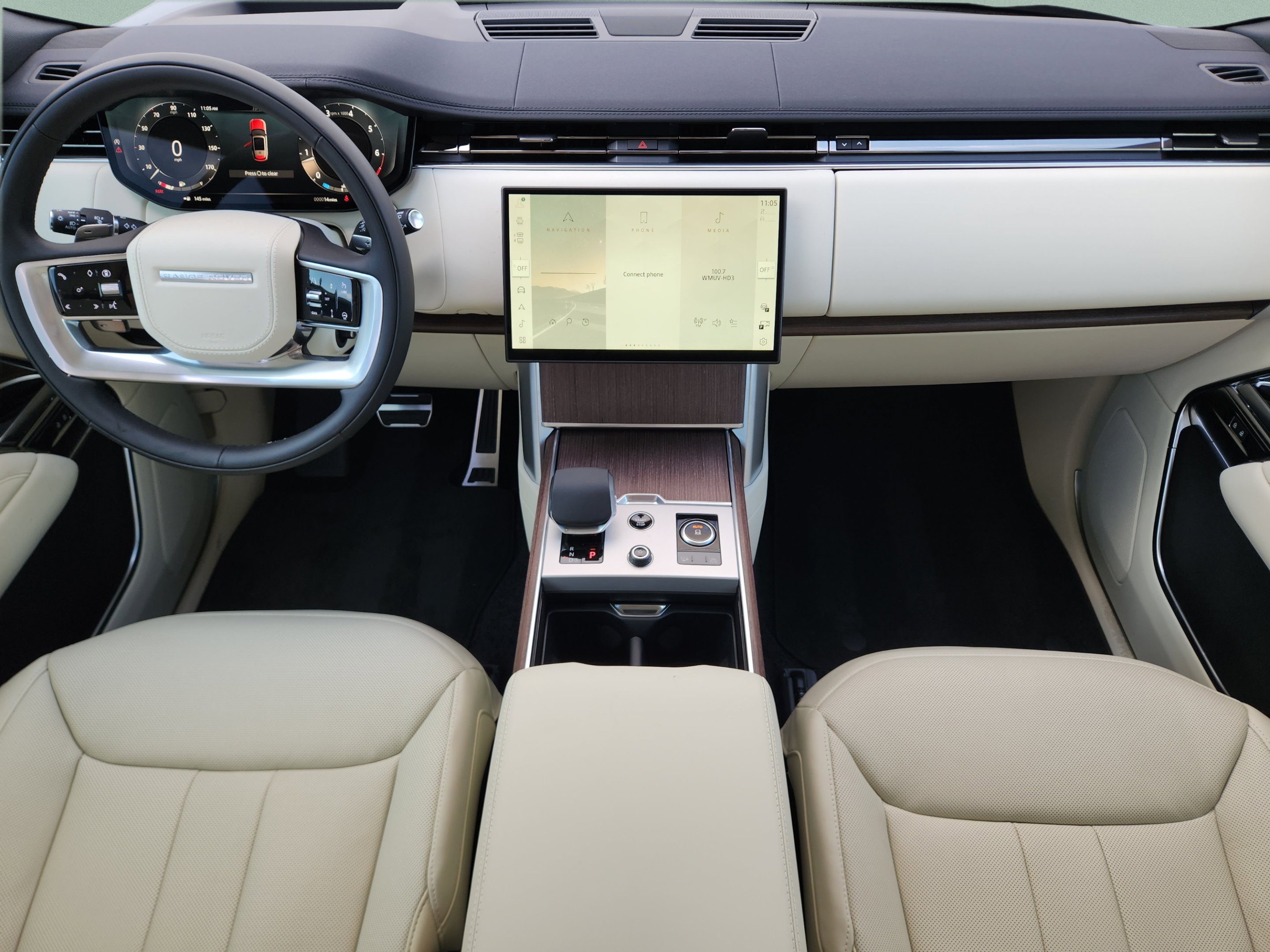 New 2027 Land Rover Range Rover Long Wheelbase SE AWD/4WD image 22