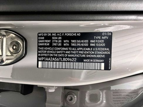 New 2026 Porsche Macan image 23