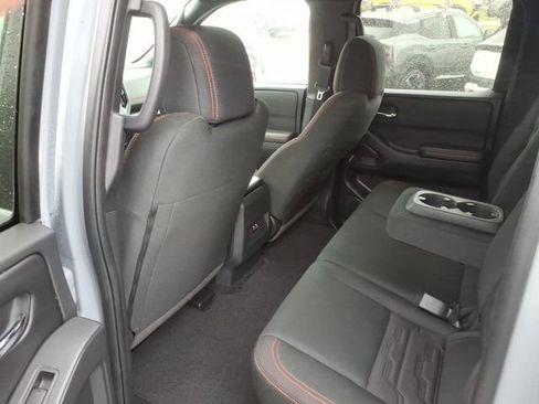 Certified 2025 Nissan Frontier Pro-X RWD image 31