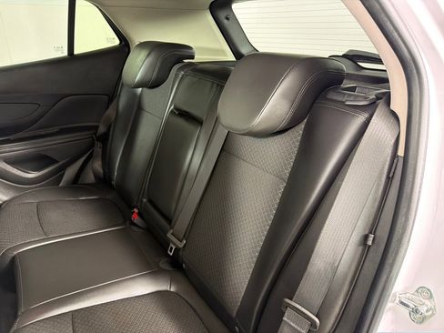 Used 2019 Buick Encore Preferred w/ Safety Package FWD image 19