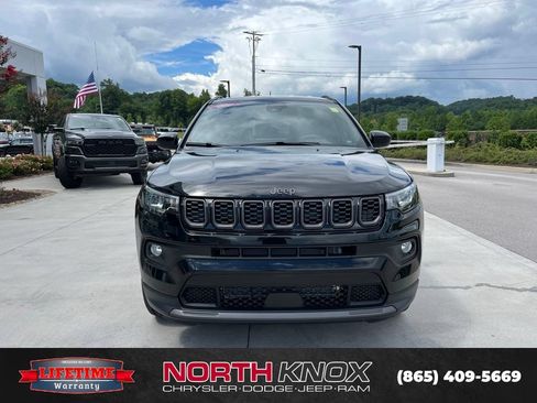 New 2026 Jeep Compass Latitude AWD/4WD image 31