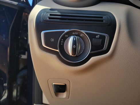 Certified 2022 Mercedes-Benz GLC 300 GLC 300 image 23