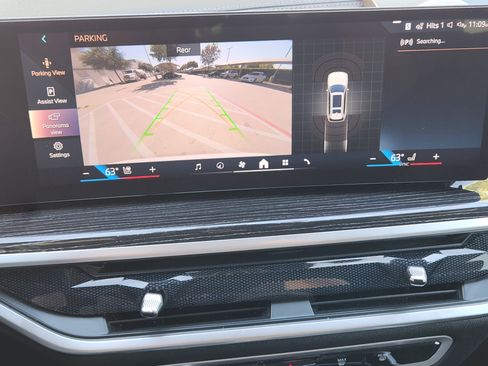 Used 2024 BMW X7 xDrive40i w/ M Sport Package image 19