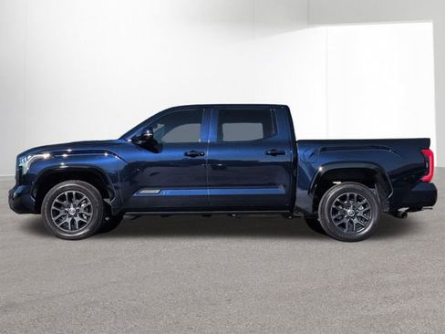 Used 2024 Toyota Tundra Platinum AWD/4WD image 10