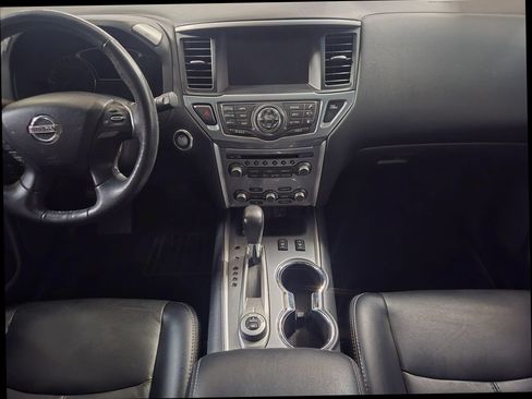 Used 2018 Nissan Pathfinder SL w/ Midnight Edition Package AWD/4WD image 18