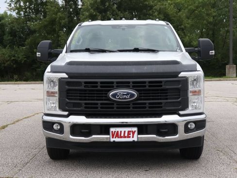 Used 2023 Ford F250 XL w/ XL Driver Assist Package RWD image 3