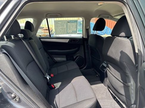 Used 2019 Subaru Outback 2.5i image 15