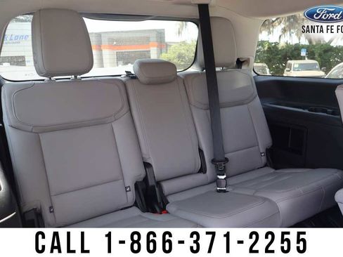 Used 2025 Ford Expedition Active RWD image 24