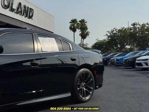 Used 2021 Dodge Charger Scat Pack w/ Plus Group RWD image 3