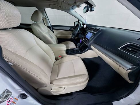 Used 2019 Subaru Outback 2.5i Premium image 35