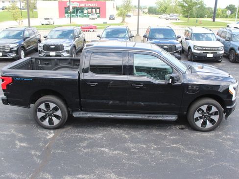 Used 2023 Ford F150 Lightning Platinum AWD/4WD image 10