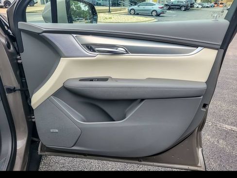 Certified 2023 Cadillac XT5 Premium Luxury AWD/4WD image 31