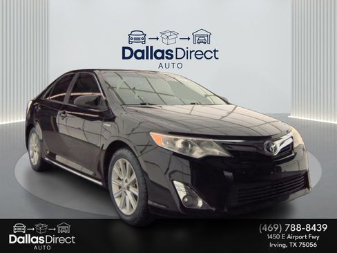 Used 2012 Toyota Camry XLE image 1