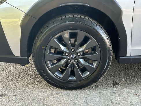 Certified 2023 Subaru Outback Onyx Edition XT AWD/4WD image 10