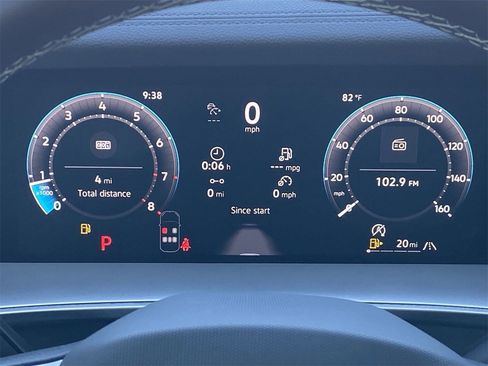 New 2026 Volkswagen Tiguan SE image 26