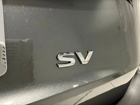 Used 2023 Nissan Rogue SV image 24