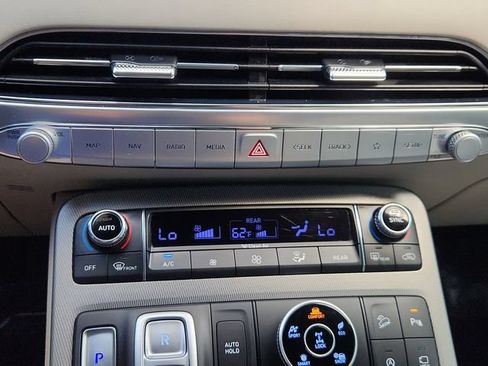 Used 2022 Hyundai Palisade Limited AWD/4WD image 46