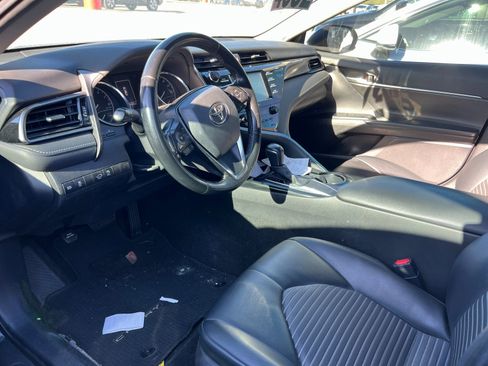 Used 2020 Toyota Camry SE image 13