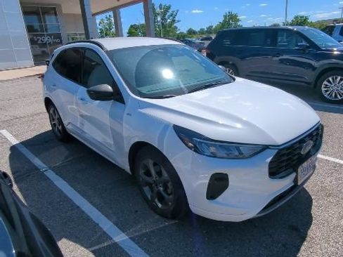 Used 2023 Ford Escape ST-Line w/ Equipment Group 301A FWD image 14