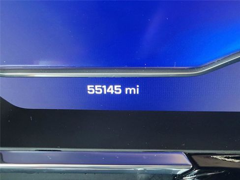 Used 2023 Chevrolet Silverado 1500 RST w/ Z71 Off-Road Package AWD/4WD image 27