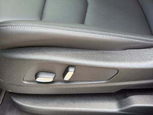 Certified 2024 Cadillac XT5 Luxury FWD image 20
