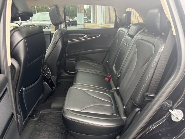 Certified 2023 Lincoln Nautilus Reserve w/ Monochromatic Package AWD/4WD image 28