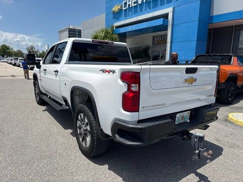 Used 2024 Chevrolet Silverado 2500 Custom w/ Custom Value Package AWD/4WD image 8