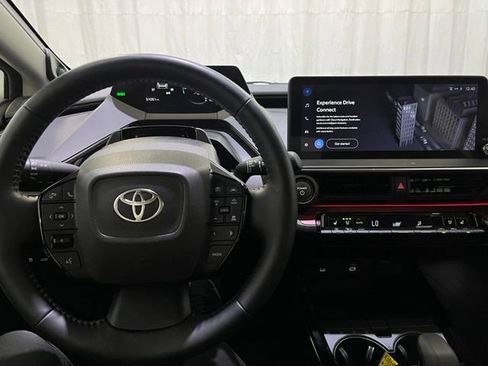 Used 2023 Toyota Prius Prime Premium FWD image 20