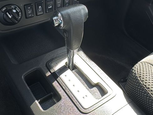 Used 2015 Nissan Xterra PRO-4X image 22