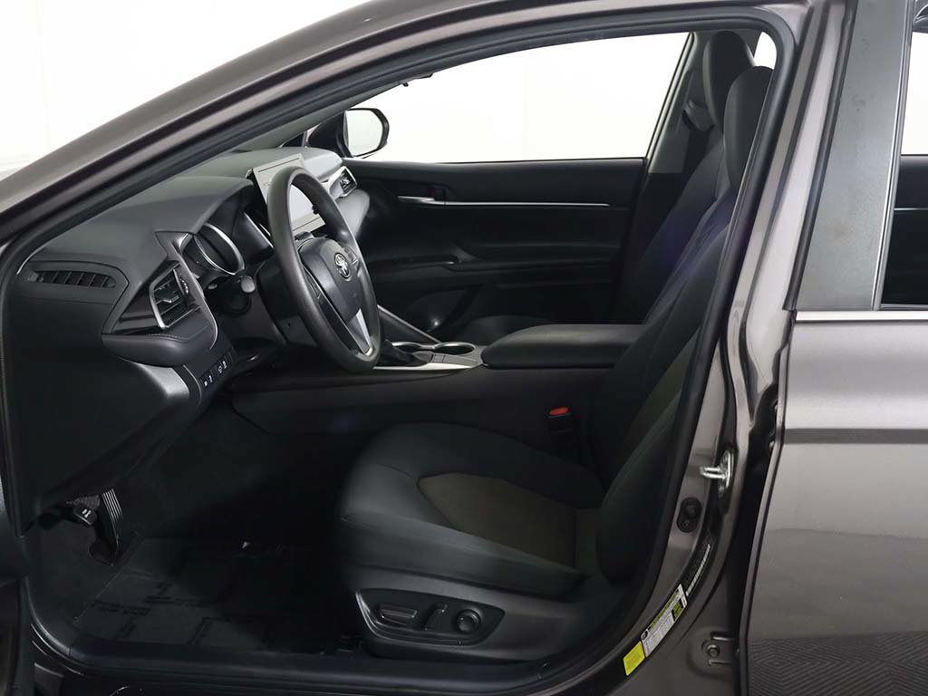 Used 2023 Toyota Camry LE FWD image 21