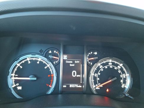 Used 2020 Toyota 4Runner TRD Off-Road image 19